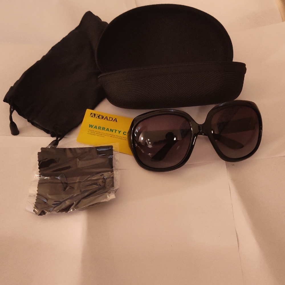 AKOADA Black Women's Sunglasses